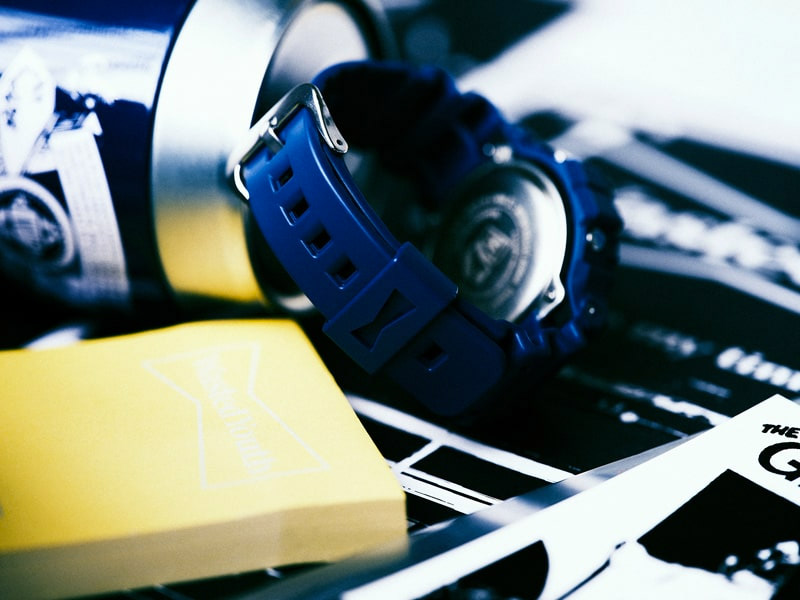 G-SHOCK DW-5900WY-2E