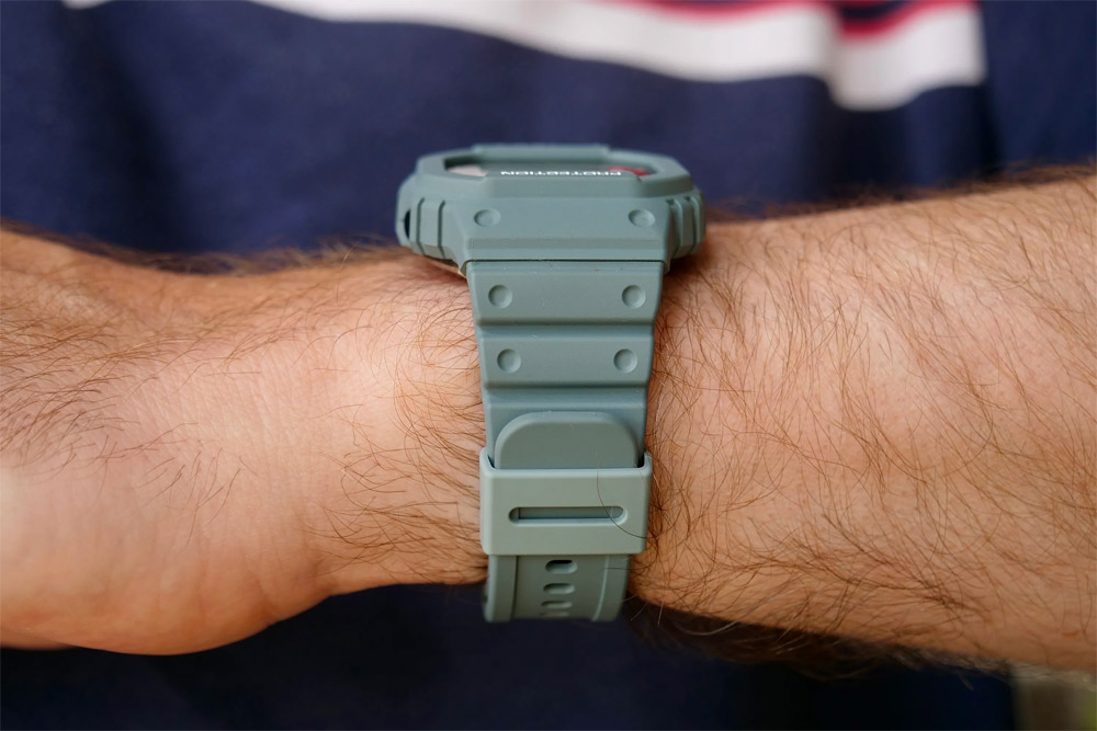 G-SHOCK DW-H5600-2E