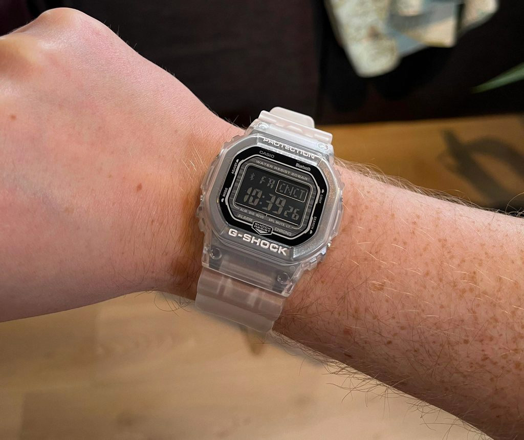 G-SHOCK DW-B5600G-7E