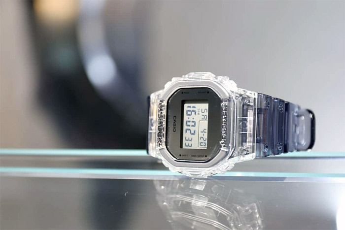G-SHOCK DW-5600SK-1E