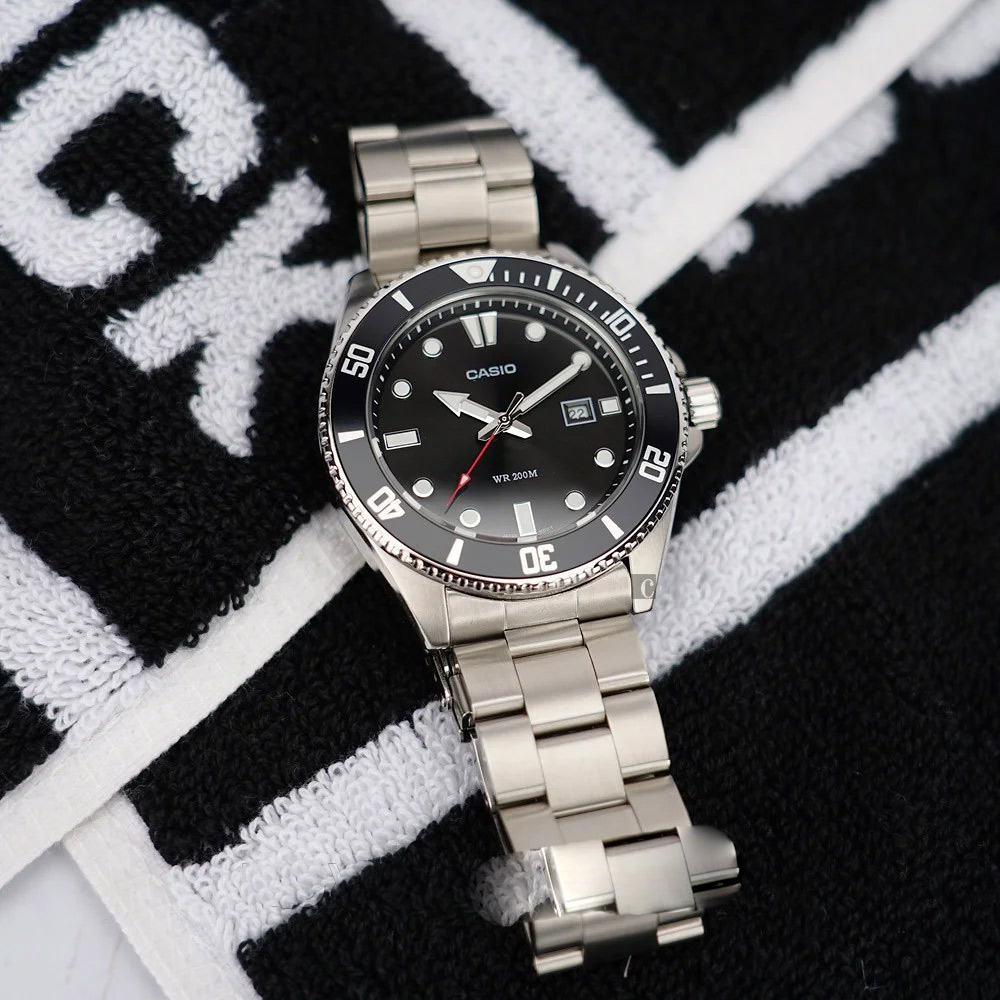 G-SHOCK MDV-107D-1A1