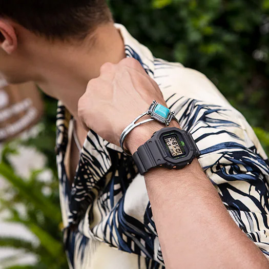 G-SHOCK DW-5600MNT-1E