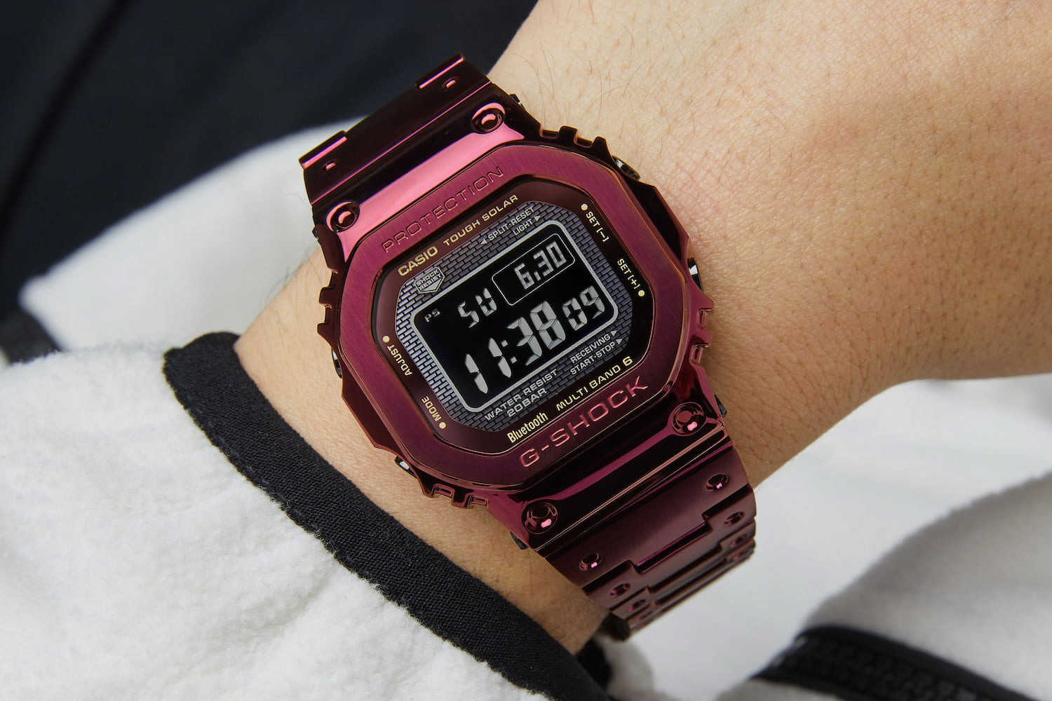 G-SHOCK GMW-B5000RD-4E