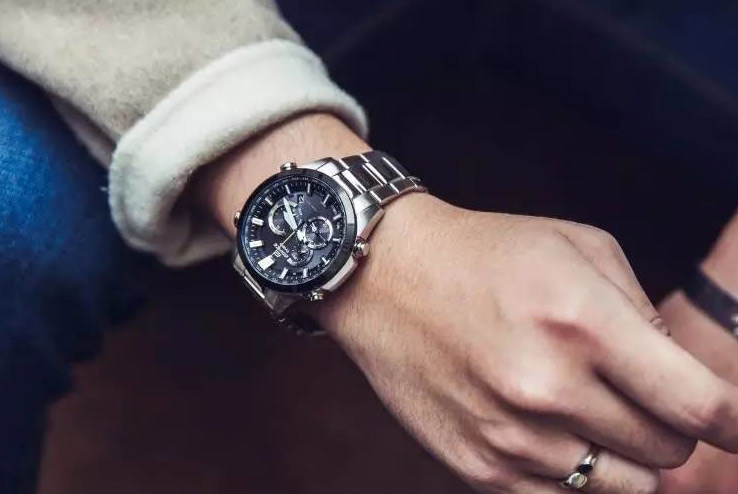 Casio Edifice EQW-T640DB-1A