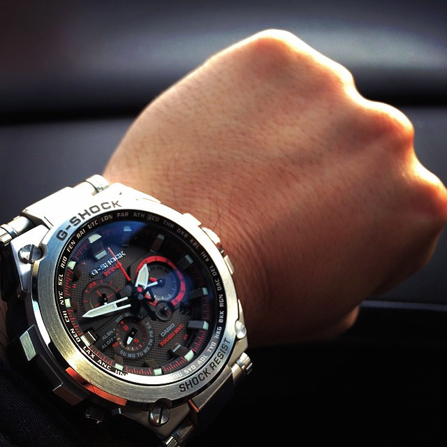 G-SHOCK MTG-S1000D-1A4