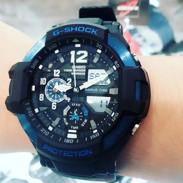 G-SHOCK GA-1100-2B