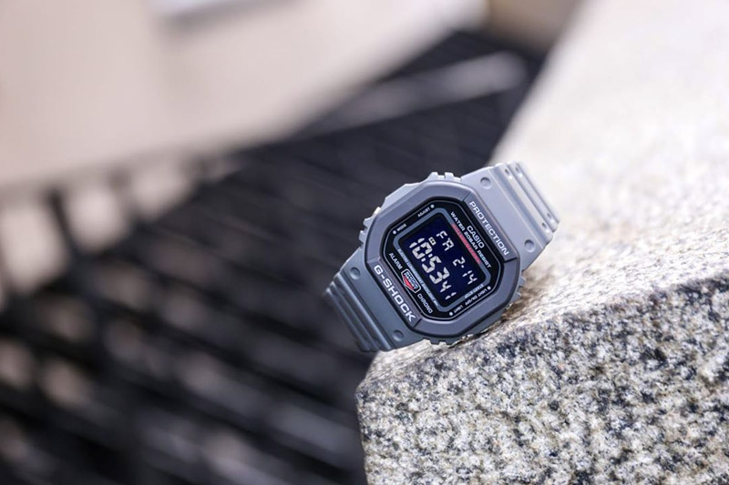 G-SHOCK DW-5610SU-8E