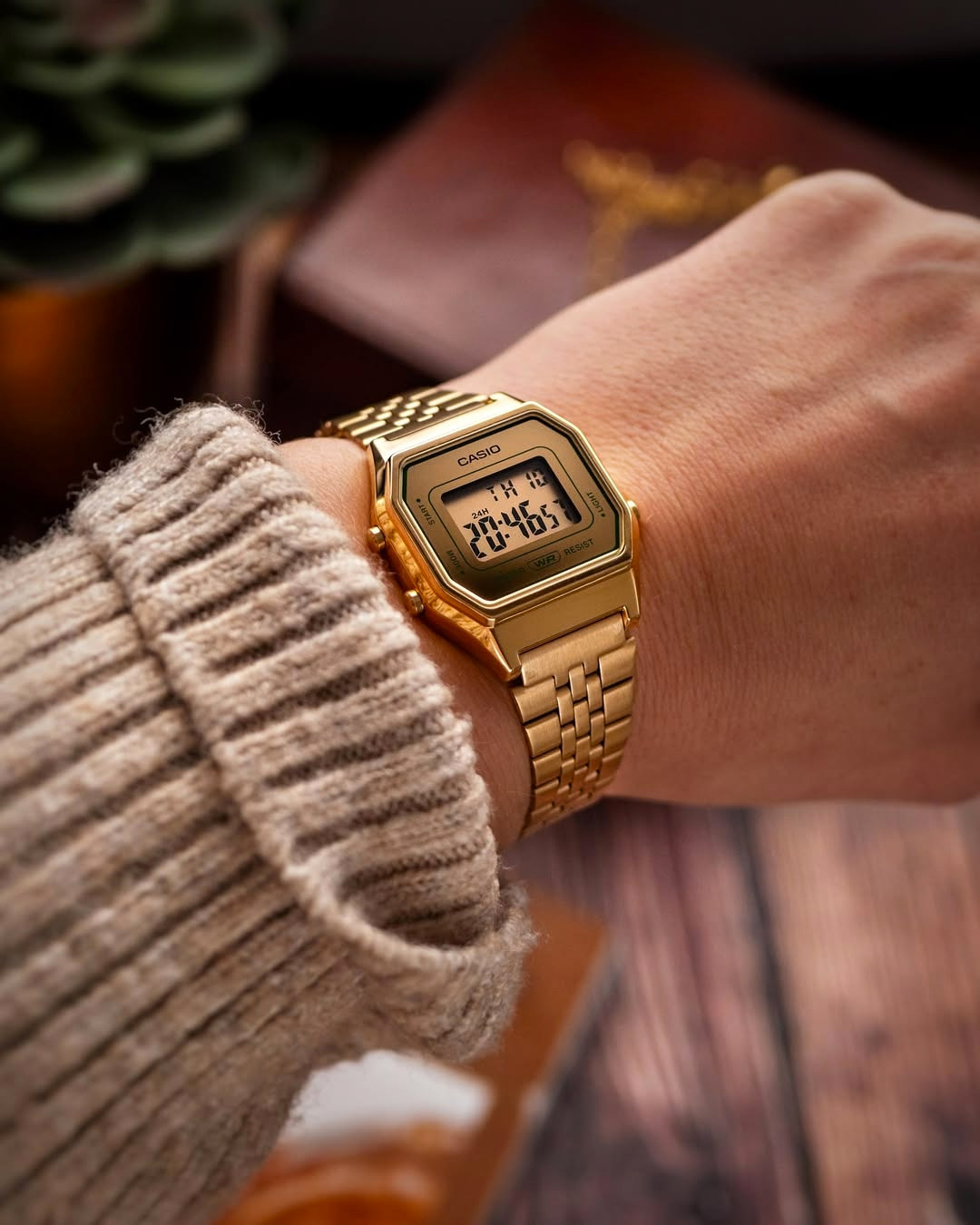 G-SHOCK LA680WEGV-9A