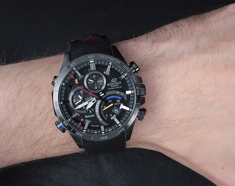 Casio Edifice EQB-501TRC-1A