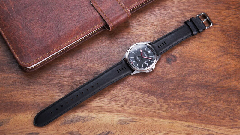 G-SHOCK MTP-E700L-1E