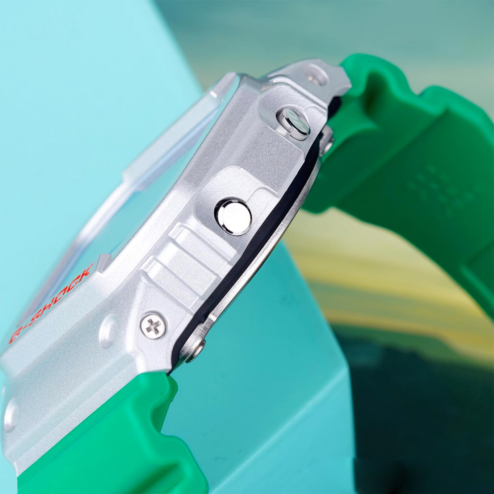 G-SHOCK DW-5600EU-8A3