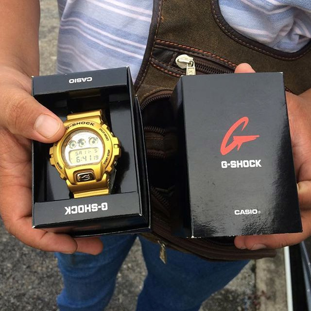 G-SHOCK DW-6900GD-9E