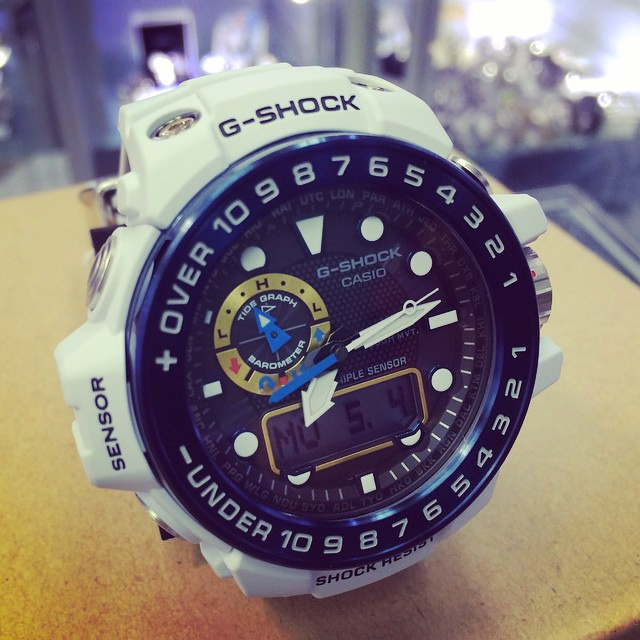 G-SHOCK GWN-1000E-8A