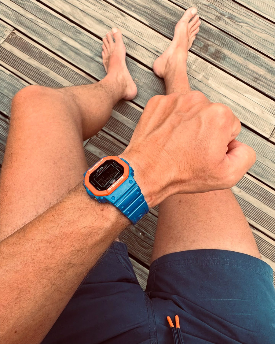 G-SHOCK DW-5610SC-2E