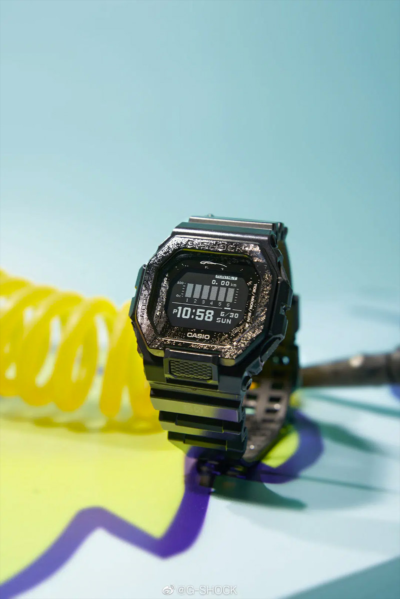 G-SHOCK GBX-100KI-1E