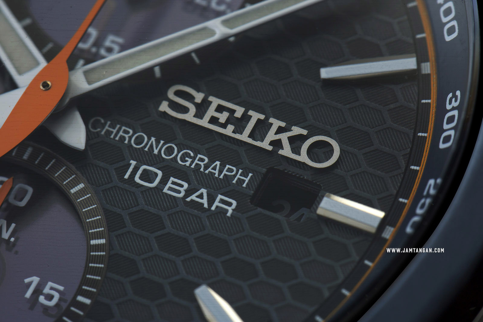 Японские часы Seiko SSC775P1