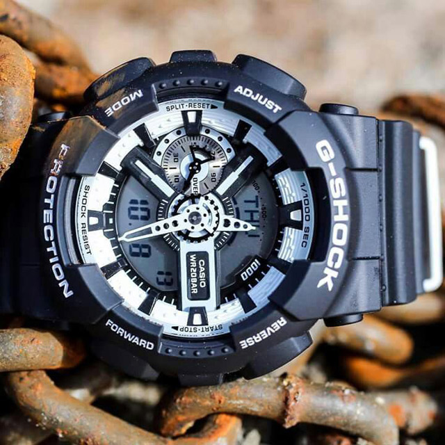 G-SHOCK GA-110BW-1A