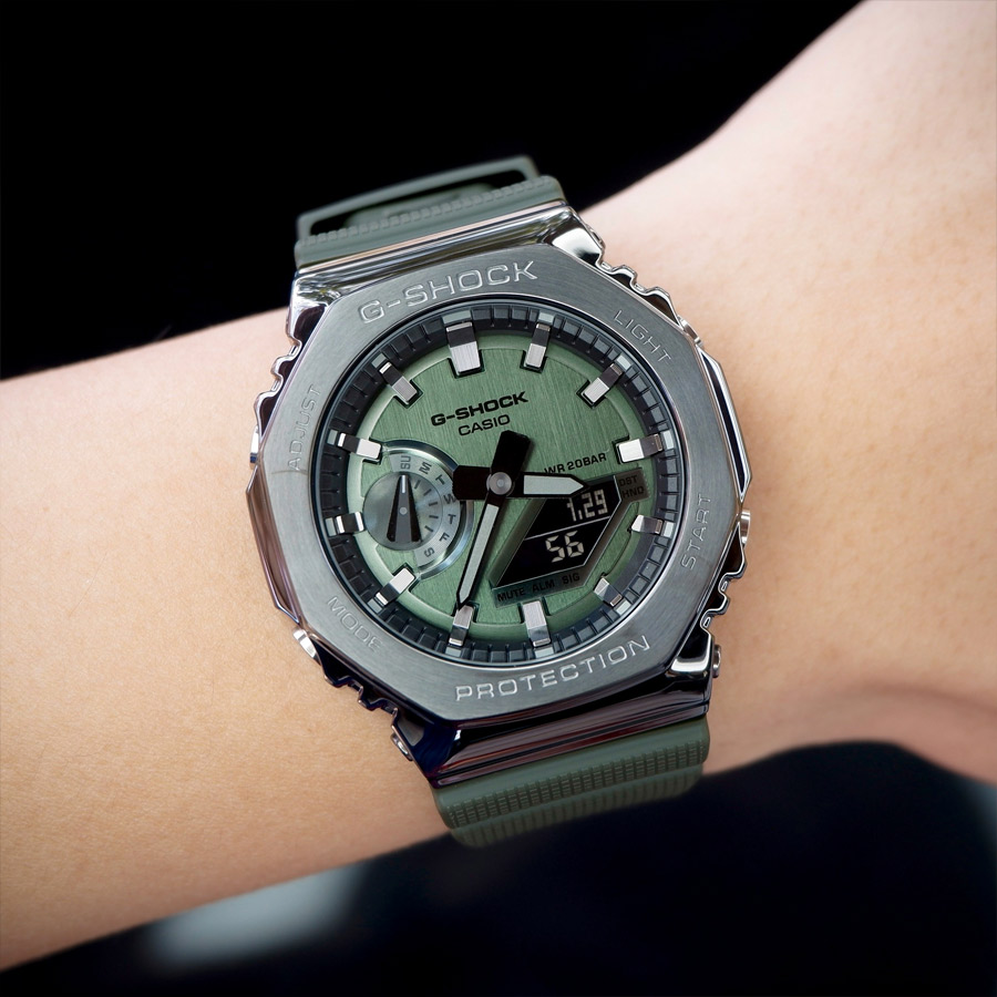 G-SHOCK GM-2100B-3A