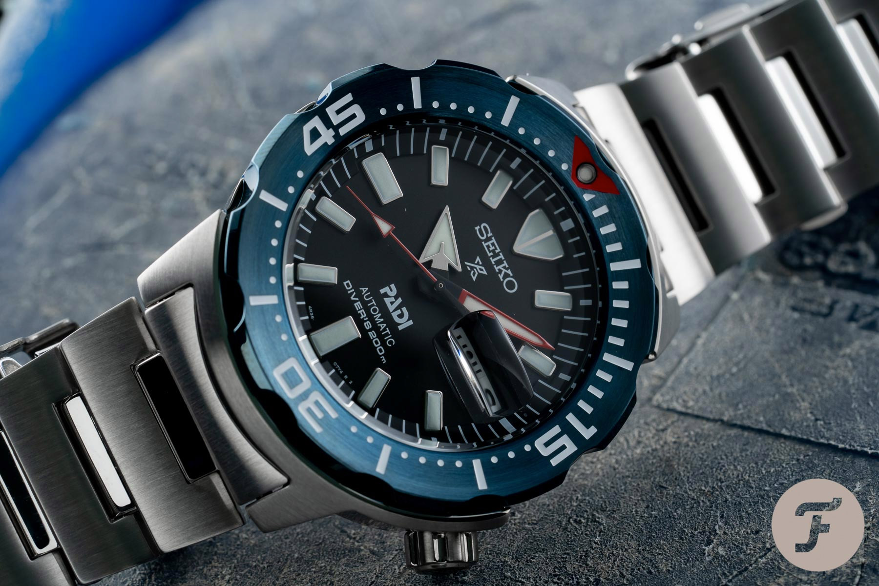 Японские часы Seiko SRPE27K1