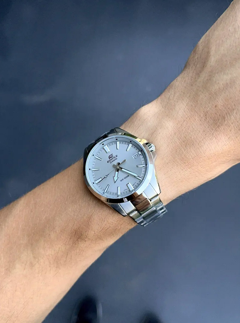 Casio Edifice EFV-100D-8A