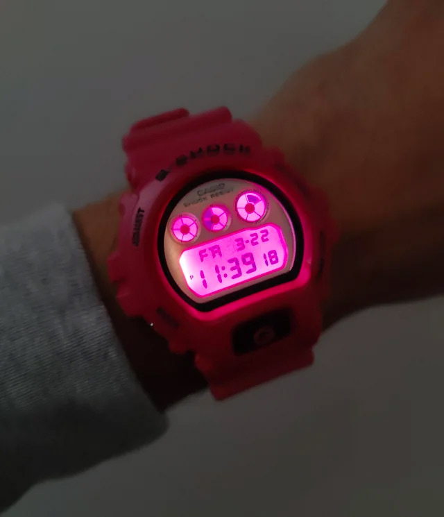 G-SHOCK DW-6900RCS-4E