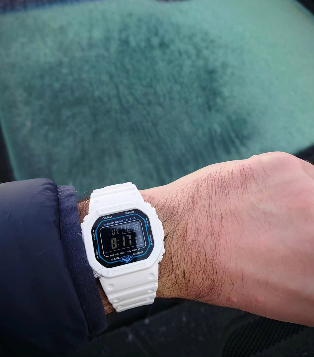 G-SHOCK DW-B5600SF-7E