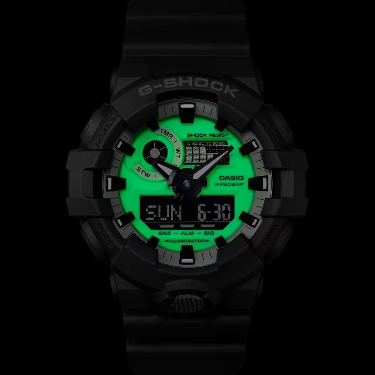 G-SHOCK GA-700HD-8A