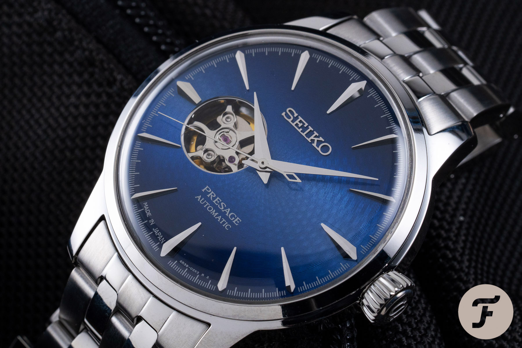 Японские часы Seiko SSA439J1