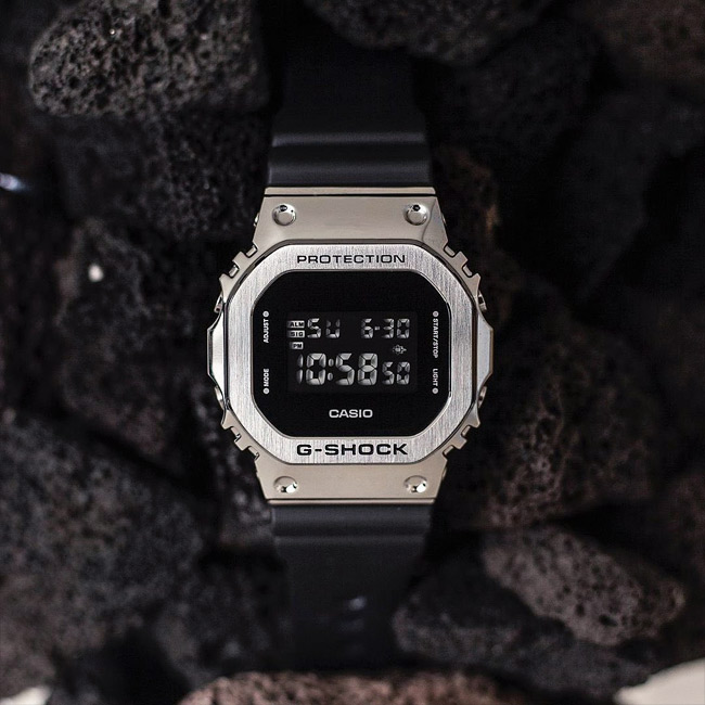 G-SHOCK GM-5600-1E