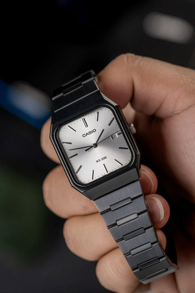 G-SHOCK MTP-B185B-7A