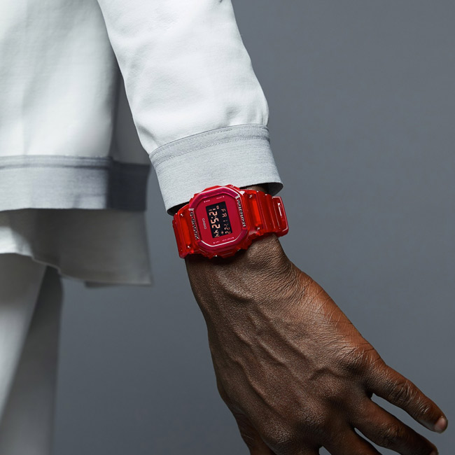 G-SHOCK DW-5600SB-4E