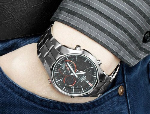 Casio Edifice EFA-135D-1A4