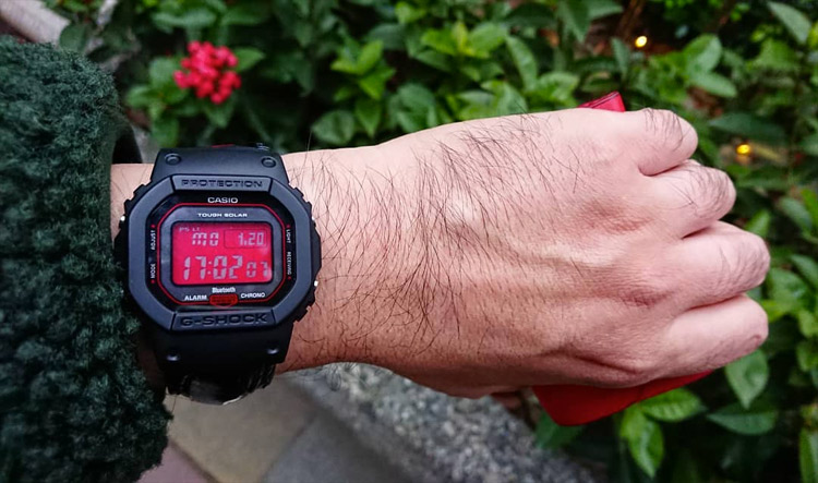 G-SHOCK GW-B5600AR-1E
