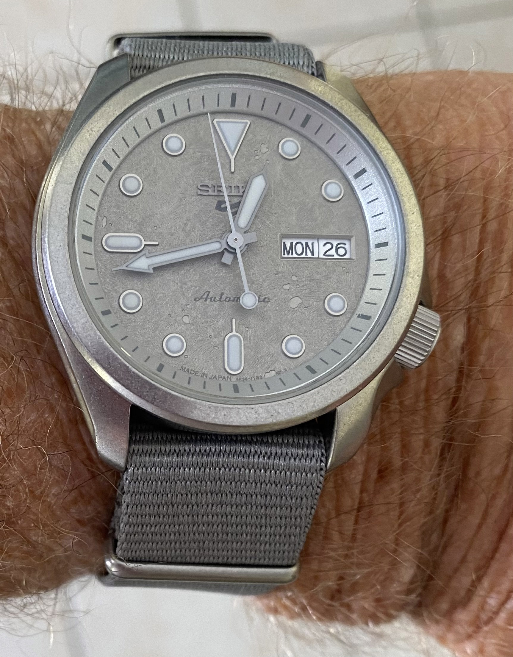 Японские часы Seiko SRPG63K1