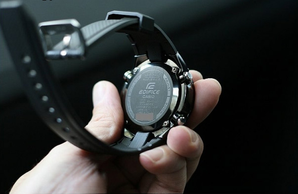 Casio Edifice EQW-M1100C-1A