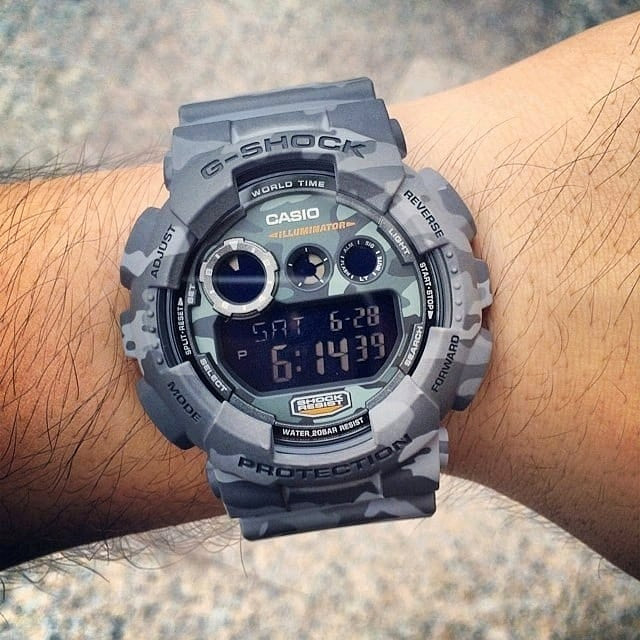 G-SHOCK GD-120CM-8E