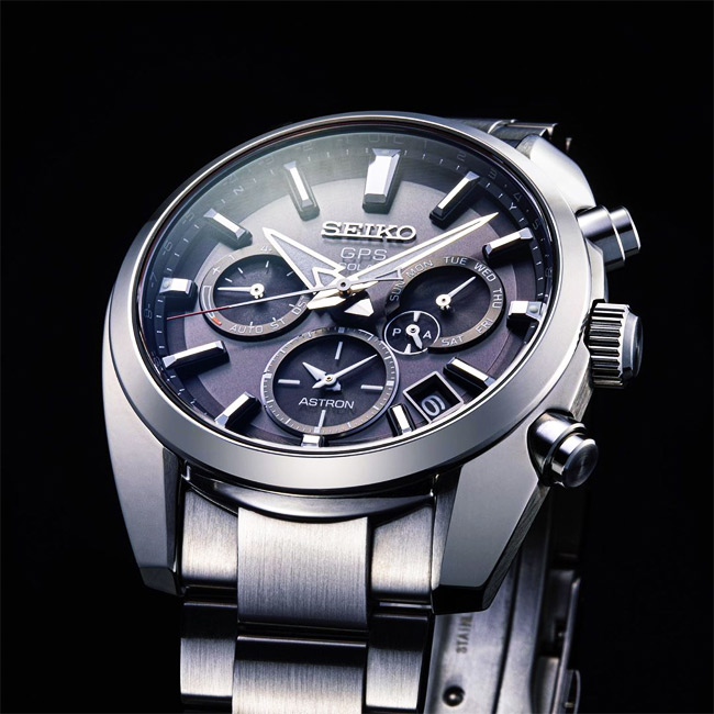 Японские часы Seiko SSH021J1
