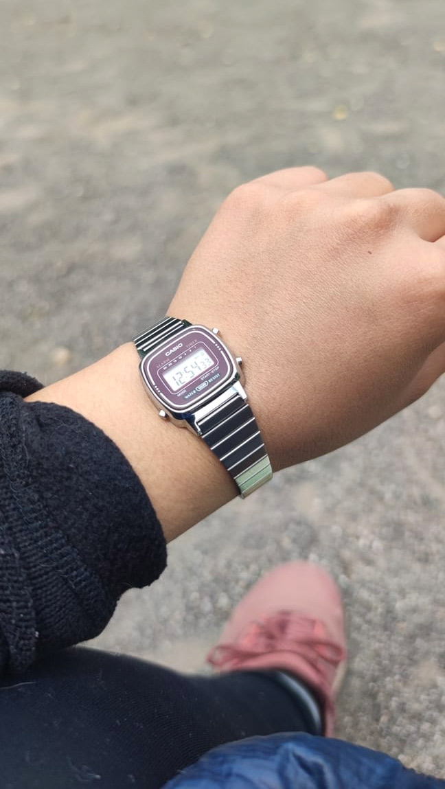 G-SHOCK LA670WA-4E