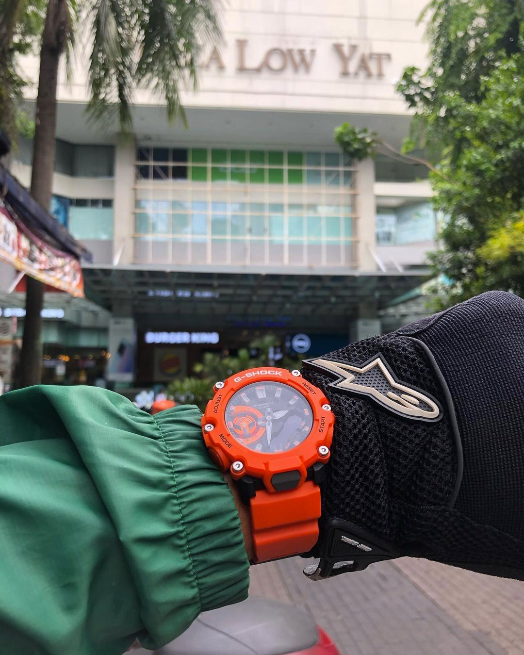 G-SHOCK GA-2200M-4A