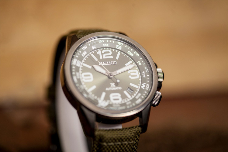 Японские часы Seiko SRPC33K1