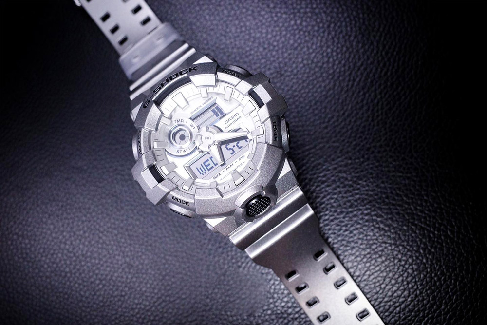 G-SHOCK GA-700FF-8A
