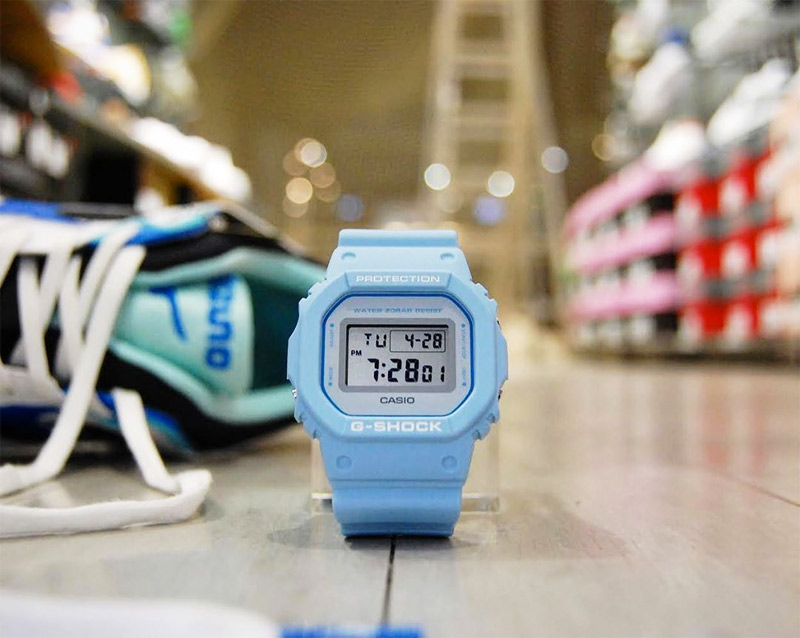 G-SHOCK DW-5600SC-2E