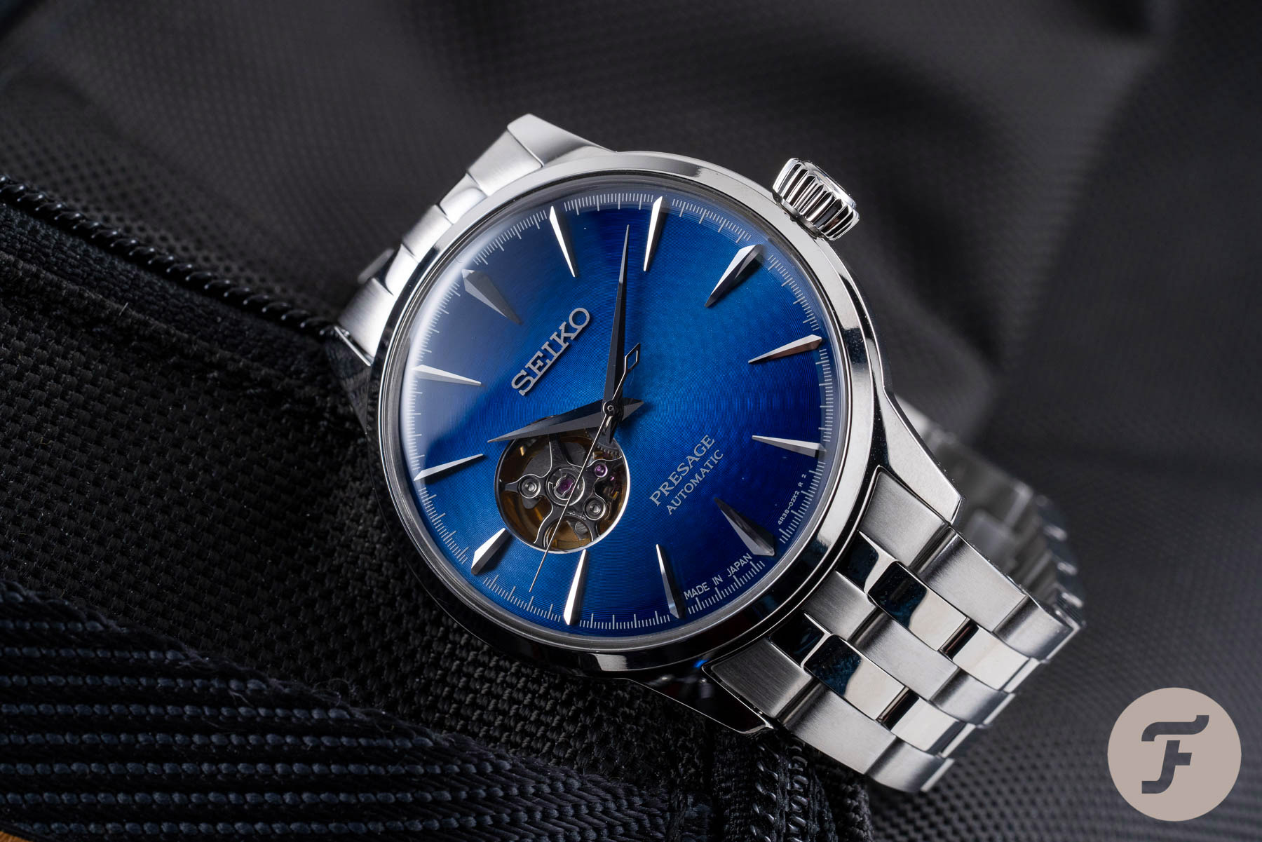 Японские часы Seiko SSA439J1