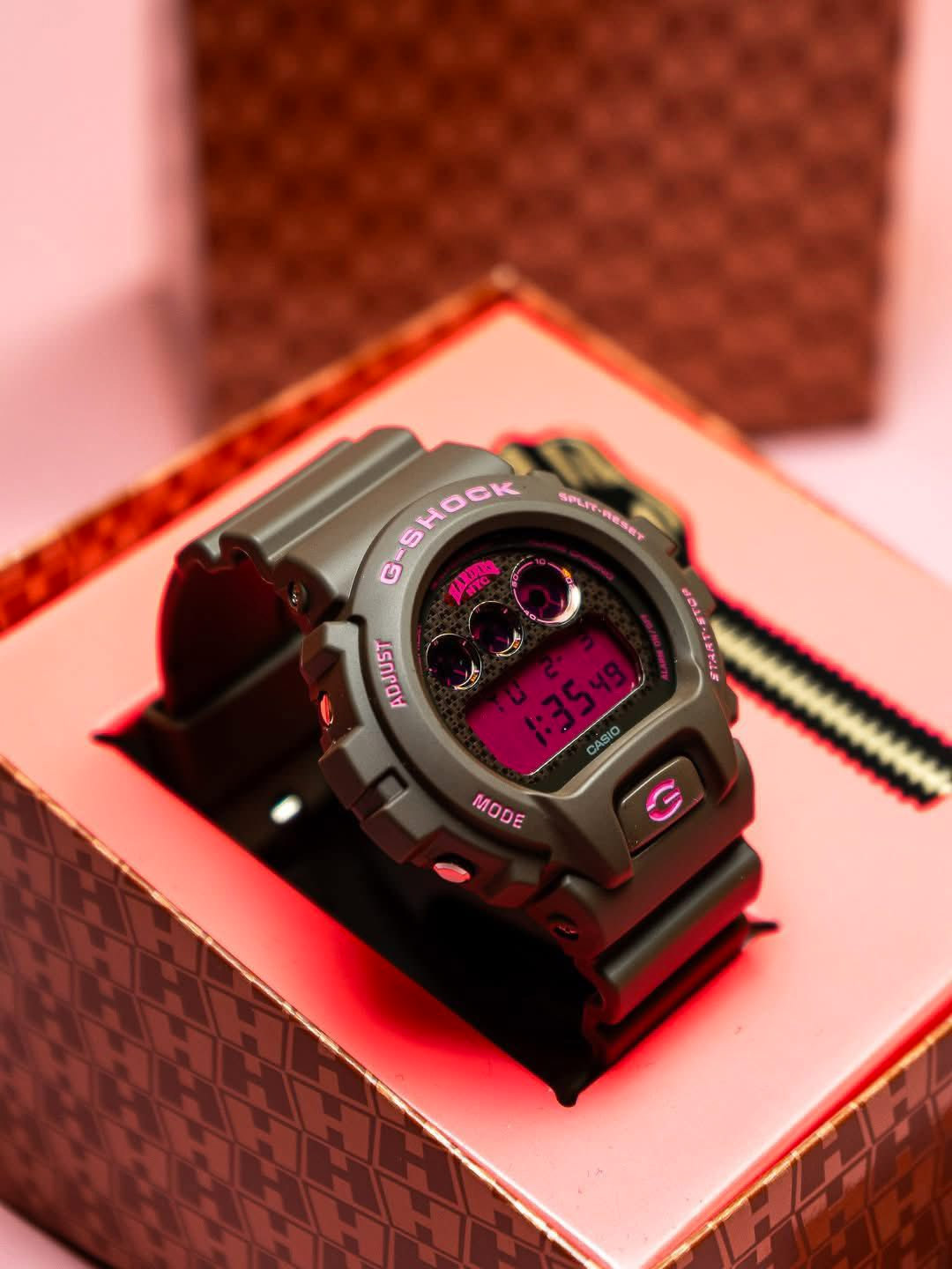 G-SHOCK DW-6900HH-5E