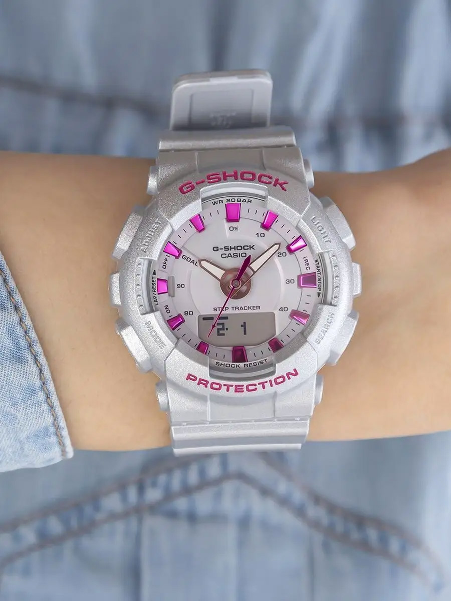 G-SHOCK GMA-S130NP-8A