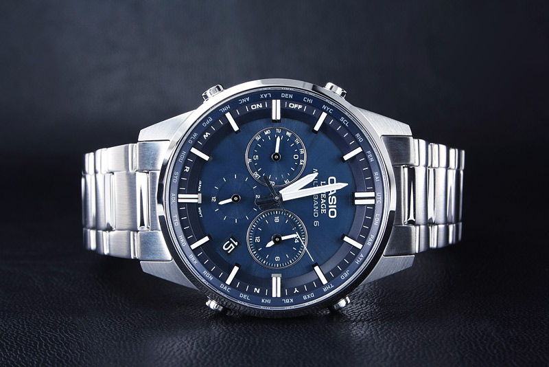 Casio Lineage LIW-M700D-2A