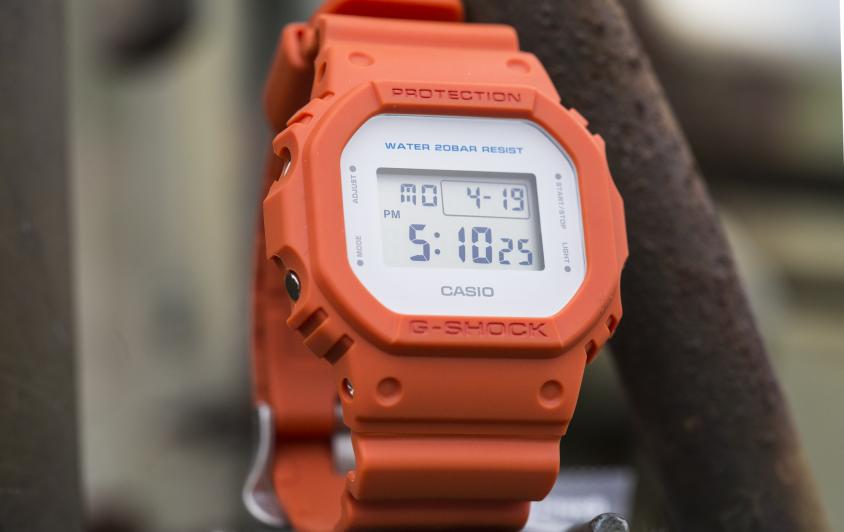 G-SHOCK DW-5600M-4E