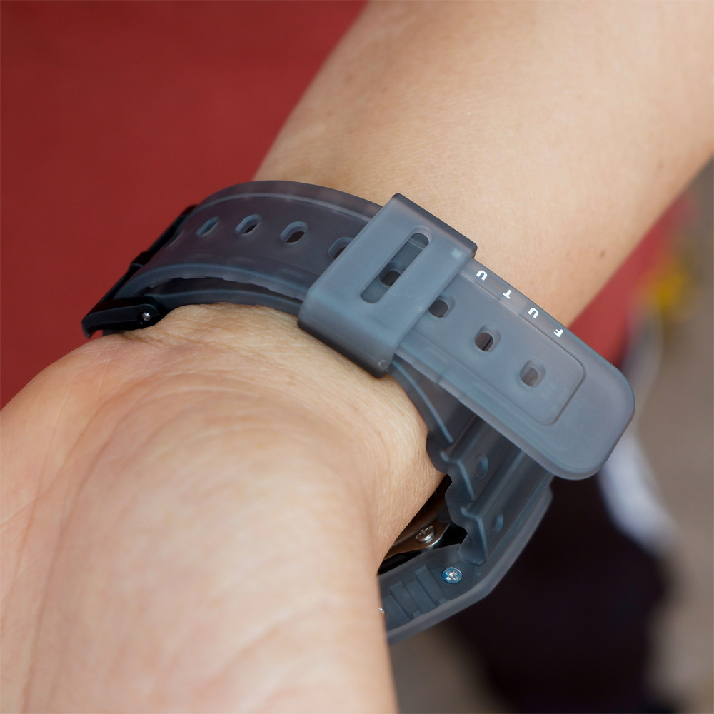 G-SHOCK GA-2100FT-8A