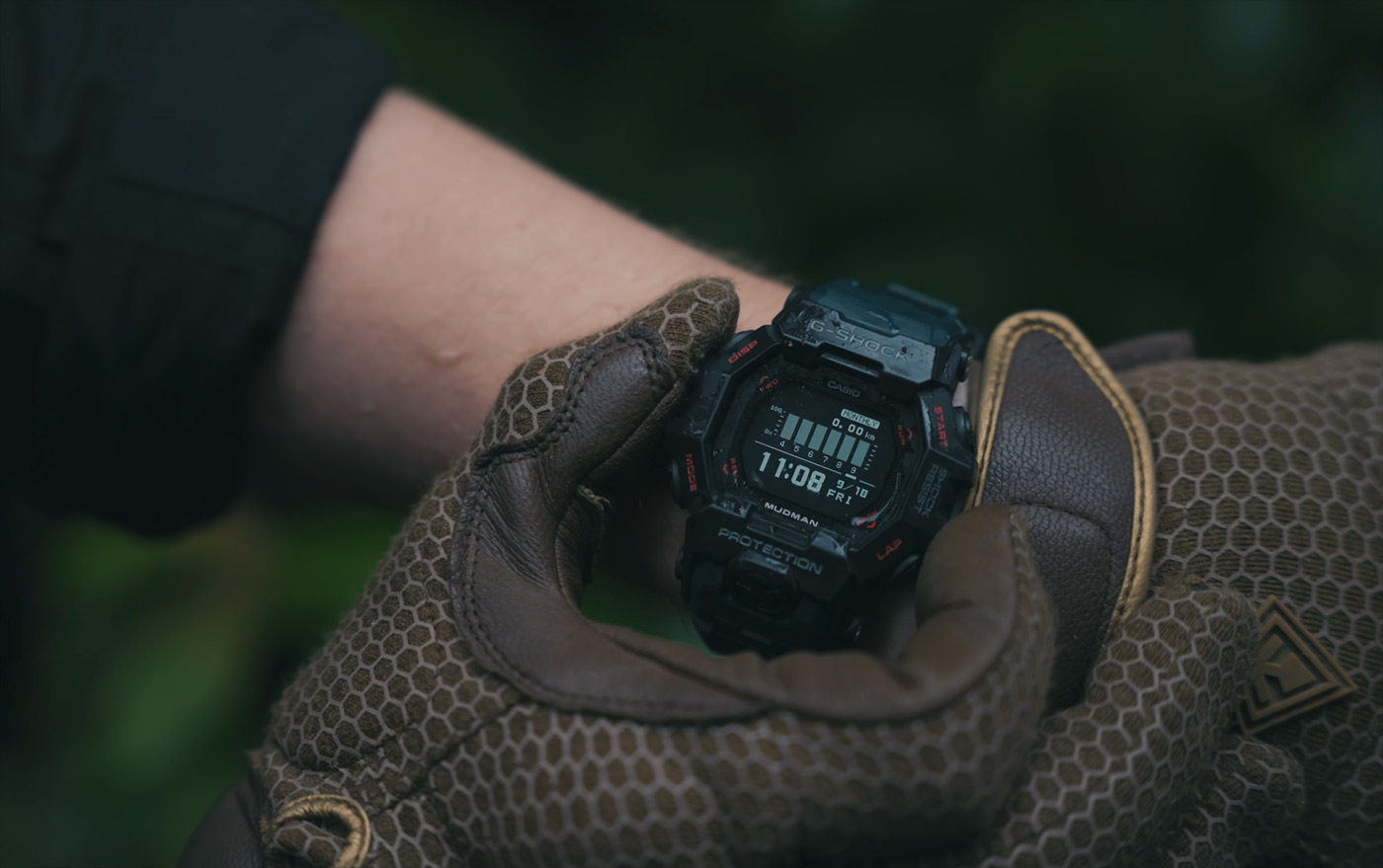G-SHOCK GDG-B100-1E