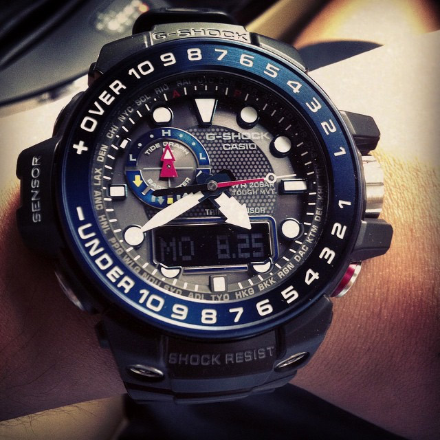 G-SHOCK GWN-1000B-1B